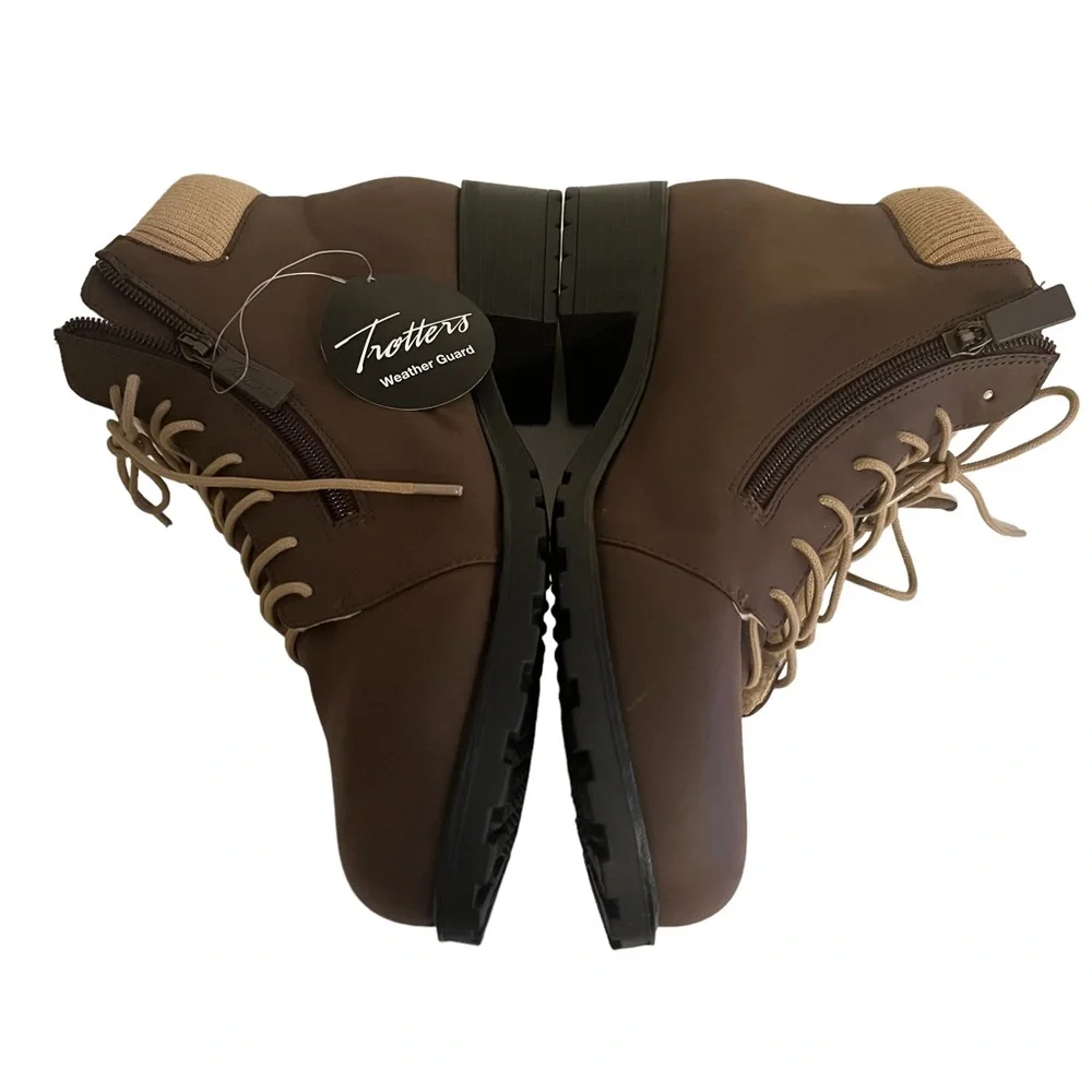 Trotters Brown/Tan Becky Low Cold Weather Boot 10W